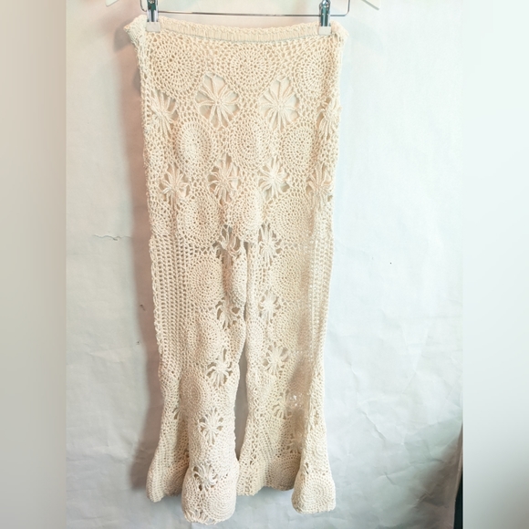 Free People Crochet white pants size M in EUC - Picture 6 of 13